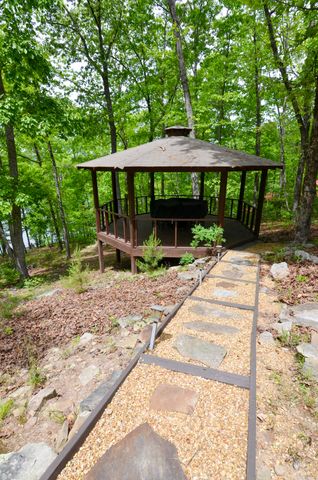 562 Brier Branch Road, Graysville, TN 37338