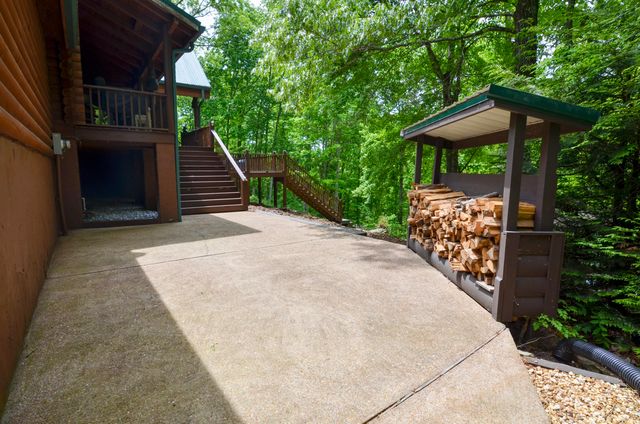 562 Brier Branch Road, Graysville, TN 37338