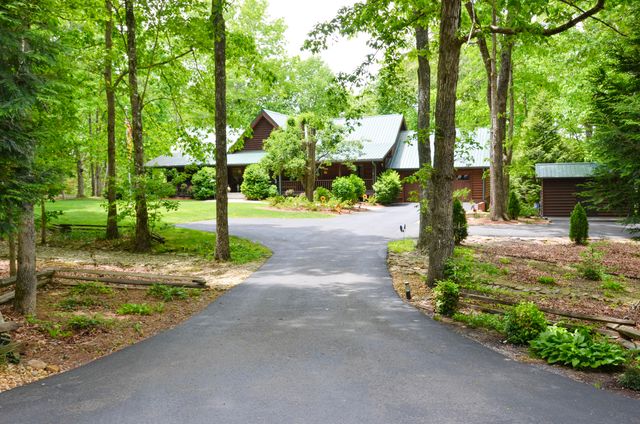 562 Brier Branch Road, Graysville, TN 37338