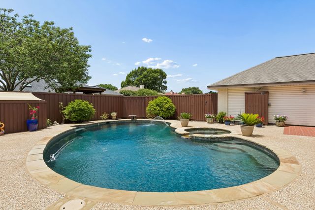 4532 Crowley Drive, Plano, TX 75093