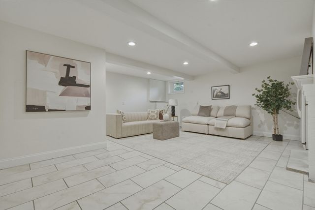 4 Gowing Rd, Wilmington, MA 01887