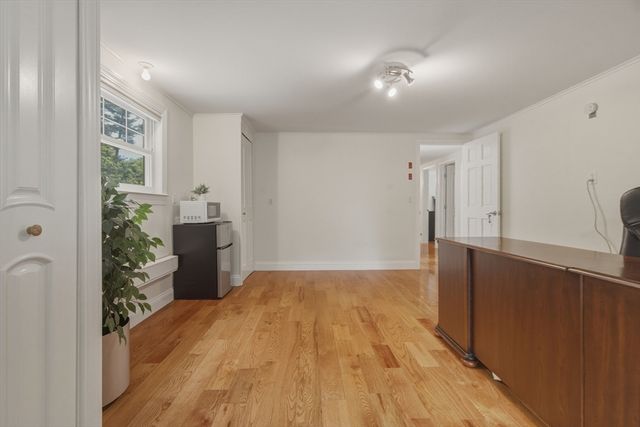 4 Gowing Rd, Wilmington, MA 01887