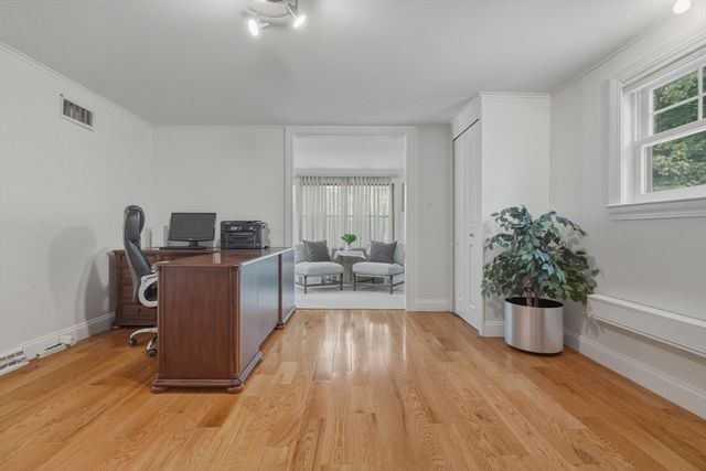 4 Gowing Rd, Wilmington, MA 01887