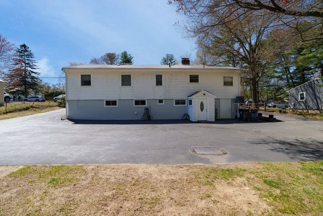 4 Gowing Rd, Wilmington, MA 01887