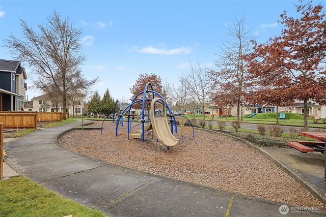4761 Court R, Tacoma, WA 98404