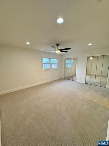 13 Minnisink Road, Totowa, NJ 07512