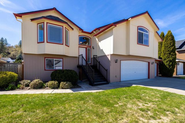 17922 E 11th Ct, Greenacres, WA 99016