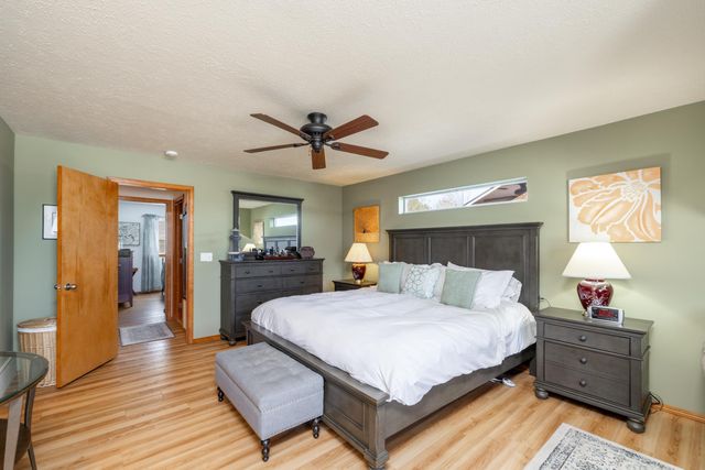 17922 E 11th Ct, Greenacres, WA 99016