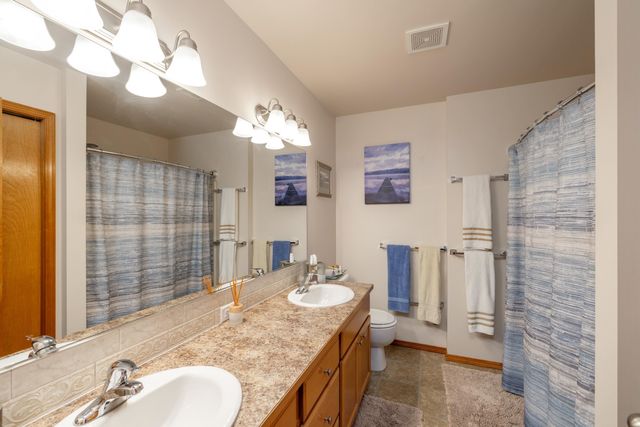 17922 E 11th Ct, Greenacres, WA 99016