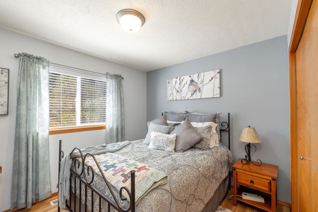 17922 E 11th Ct, Greenacres, WA 99016