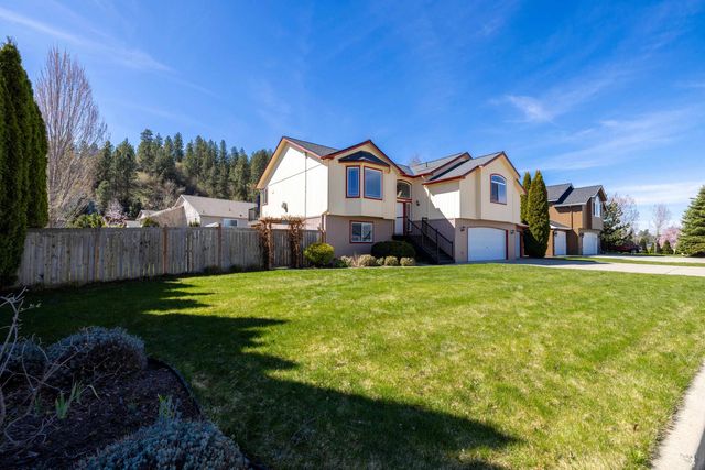 17922 E 11th Ct, Greenacres, WA 99016