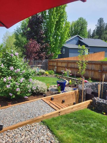 17922 E 11th Ct, Greenacres, WA 99016