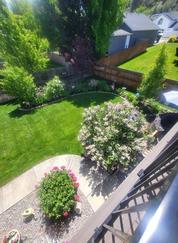 17922 E 11th Ct, Greenacres, WA 99016