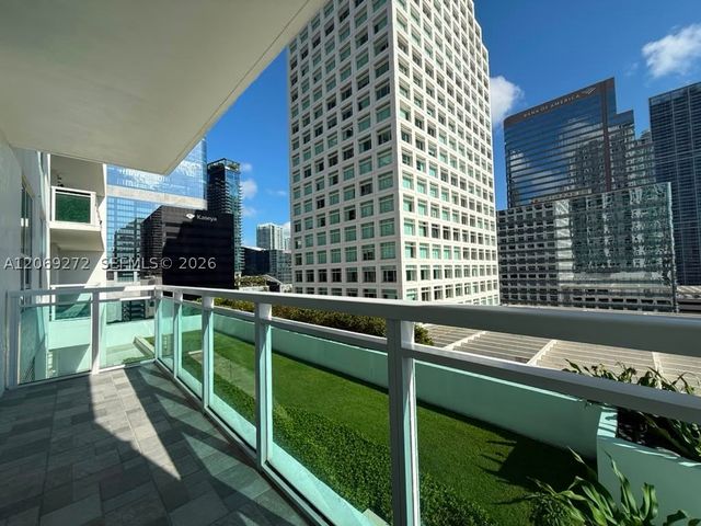 950 Brickell Bay Dr 1108, Miami, FL 33131