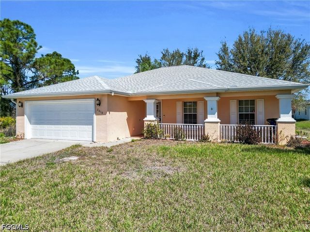 2610 40th ST W, Lehigh Acres, FL 33971