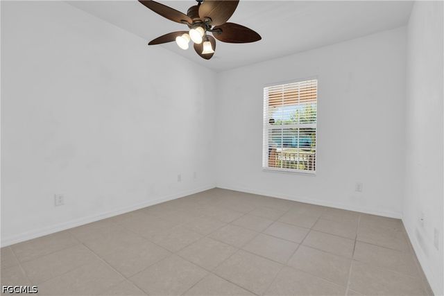 2610 40th ST W, Lehigh Acres, FL 33971