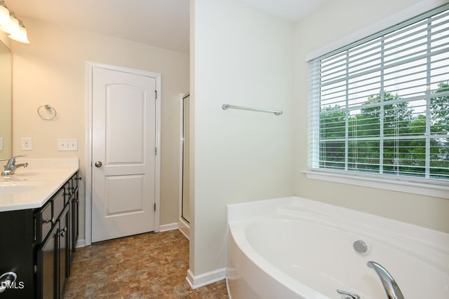 4015 Bow Court, Burlington, NC 27215