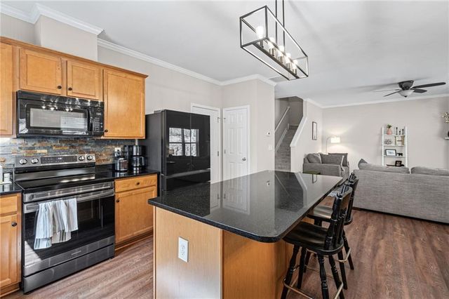 6407 Barker Station Walk, Sugar Hill, GA 30518