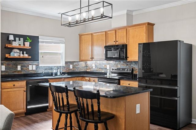 6407 Barker Station Walk, Sugar Hill, GA 30518
