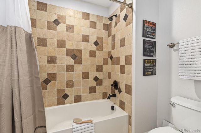 9212 Viaggio Way, Highlands Ranch, CO 80126