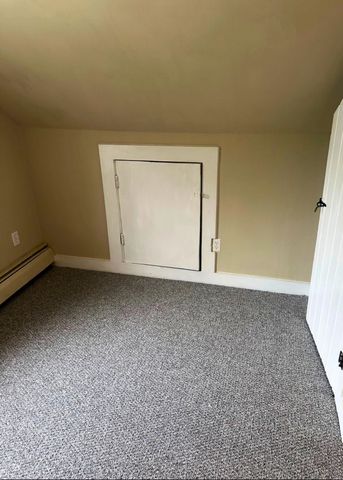 260 Charles Street, Farmington, NH 03835