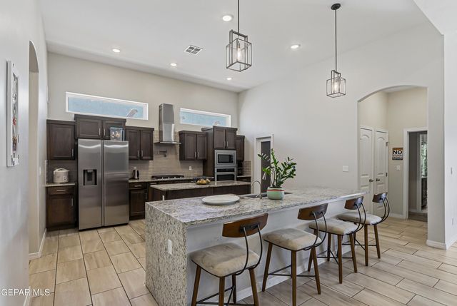 2331 Enchanted Eagle Lane, El Paso, TX 79911
