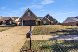 8334 Manhatten Drive, Southaven, MS 38671