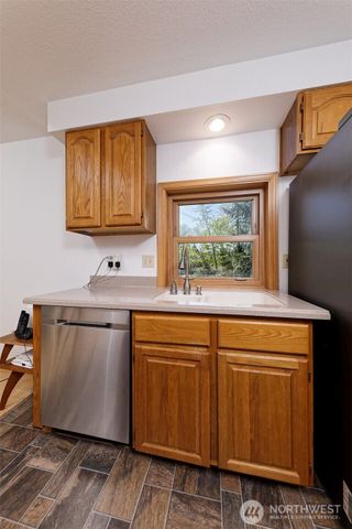 8219 Ethan Lane SW, Olympia, WA 98512