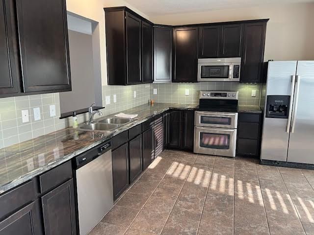 6753 Bigerton Bend Bend, Canal Winchester, OH 43110