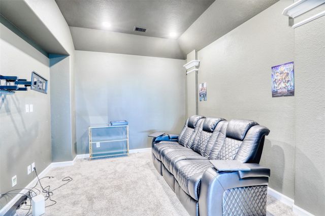 6822 Regal Lakes Drive, Katy, TX 77493