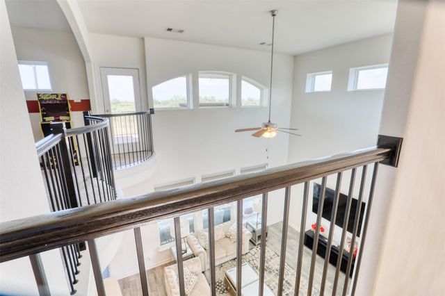 6822 Regal Lakes Drive, Katy, TX 77493