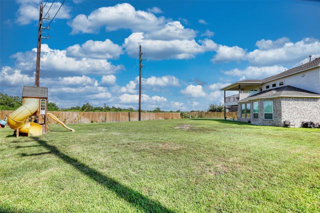 6822 Regal Lakes Drive, Katy, TX 77493