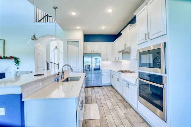 6822 Regal Lakes Drive, Katy, TX 77493