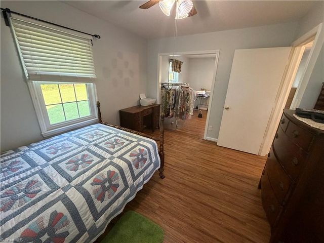 4470 Nc 268, Ararat, NC 27007