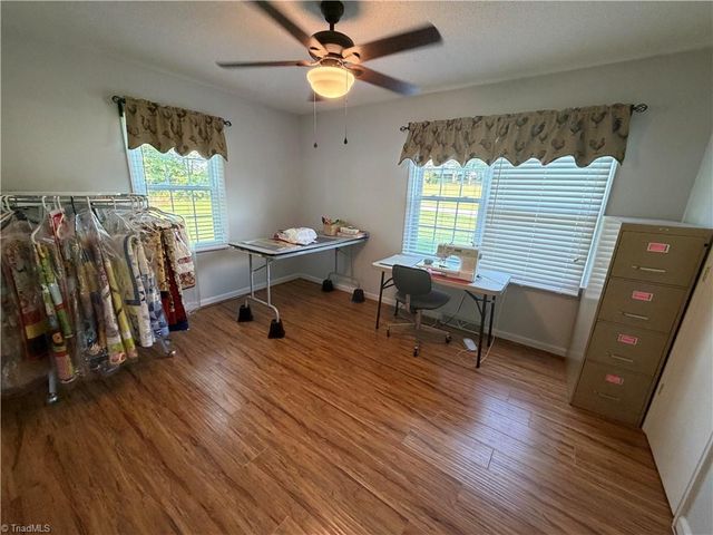 4470 Nc 268, Ararat, NC 27007