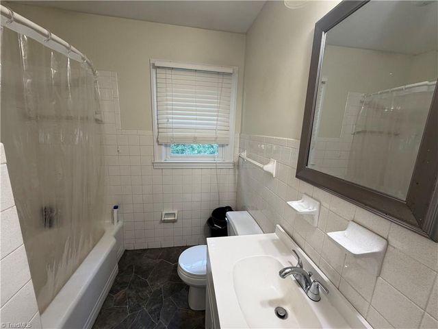 4470 Nc 268, Ararat, NC 27007