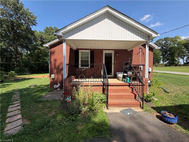 4470 Nc 268, Ararat, NC 27007