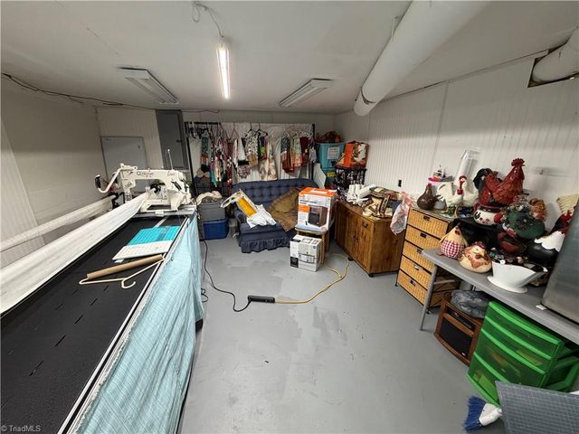 4470 Nc 268, Ararat, NC 27007
