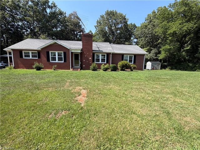 4470 Nc 268, Ararat, NC 27007