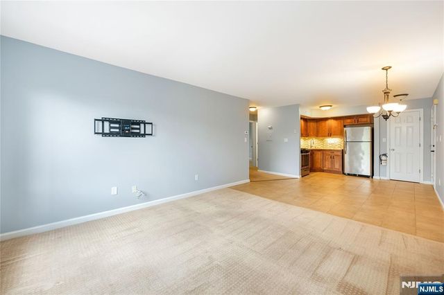 1409 Faulkner Court, Mahwah, NJ 07430