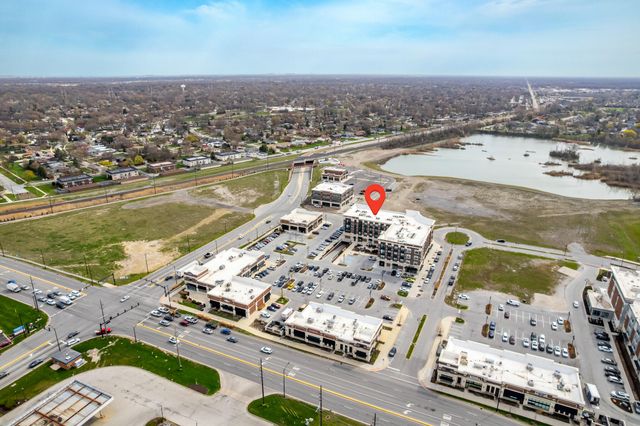 9610 N Centennial Drive 412, Munster, IN 46321