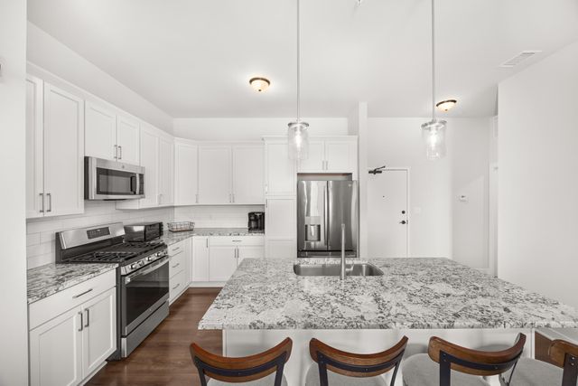 9610 N Centennial Drive 412, Munster, IN 46321