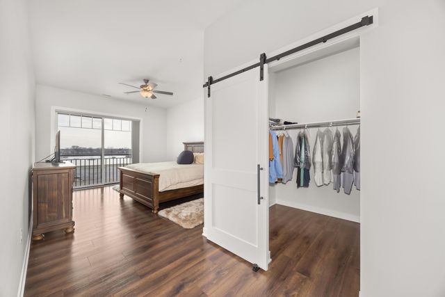 9610 N Centennial Drive 412, Munster, IN 46321