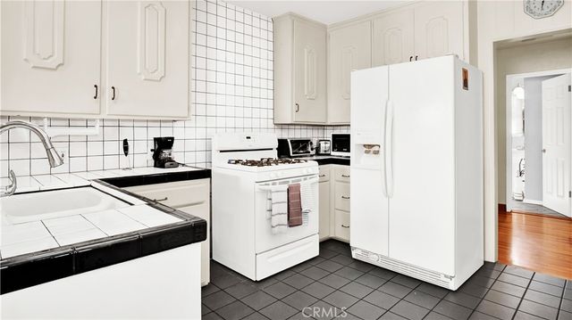 5734 Norwich, Sherman Oaks, CA 91411
