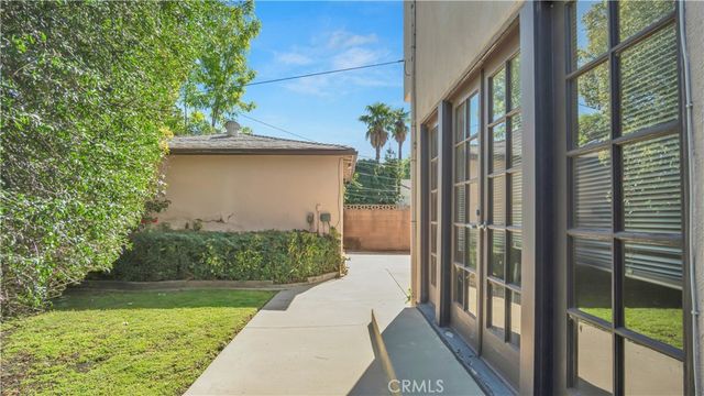 5734 Norwich, Sherman Oaks, CA 91411