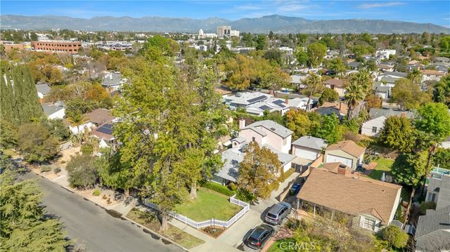5734 Norwich, Sherman Oaks, CA 91411
