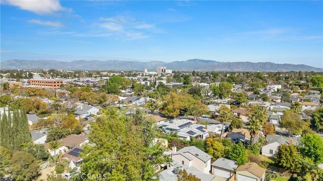 5734 Norwich, Sherman Oaks, CA 91411