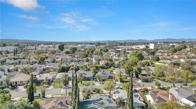 5734 Norwich, Sherman Oaks, CA 91411