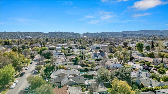 5734 Norwich, Sherman Oaks, CA 91411