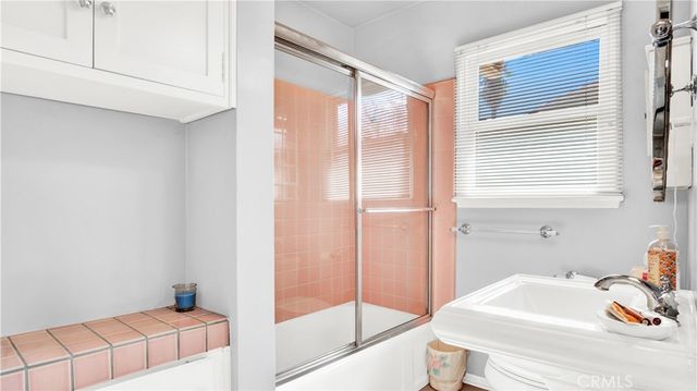 5734 Norwich, Sherman Oaks, CA 91411